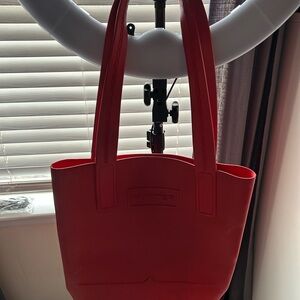 Hunter Vibrant Red Tote Bag